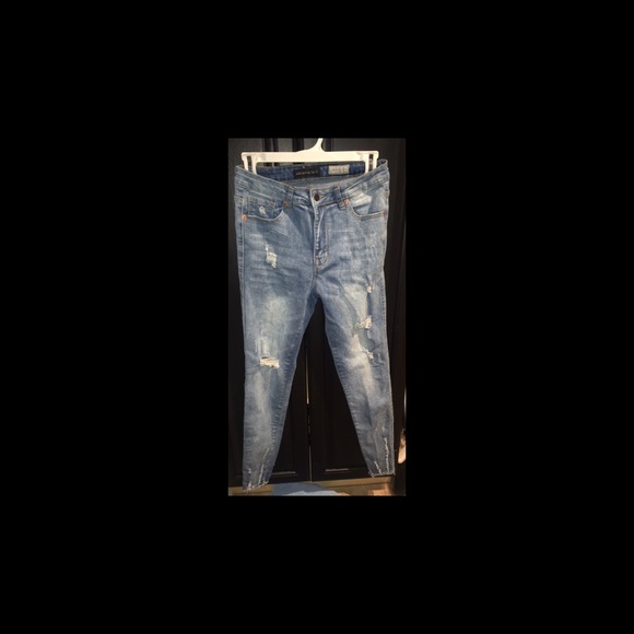 Jeans - Picture 4 of 4